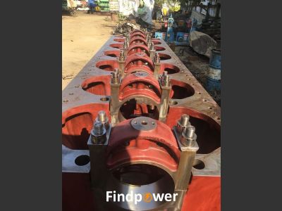 For Sale: MAK 6M551 AK Bedplate and Crankshaft